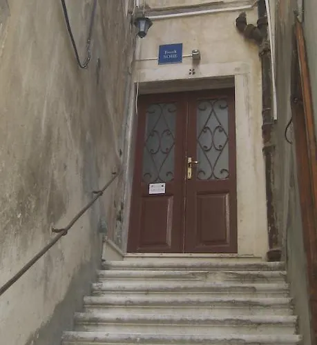 ゲストハウス Archie 3*