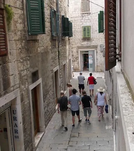 ゲストハウス Archie スプリト