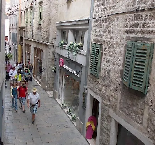 ゲストハウス Archie 3*