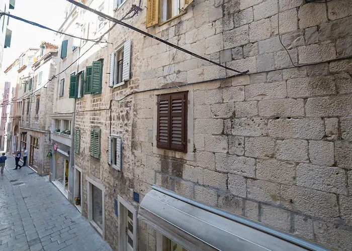 ゲストハウス Archie スプリト